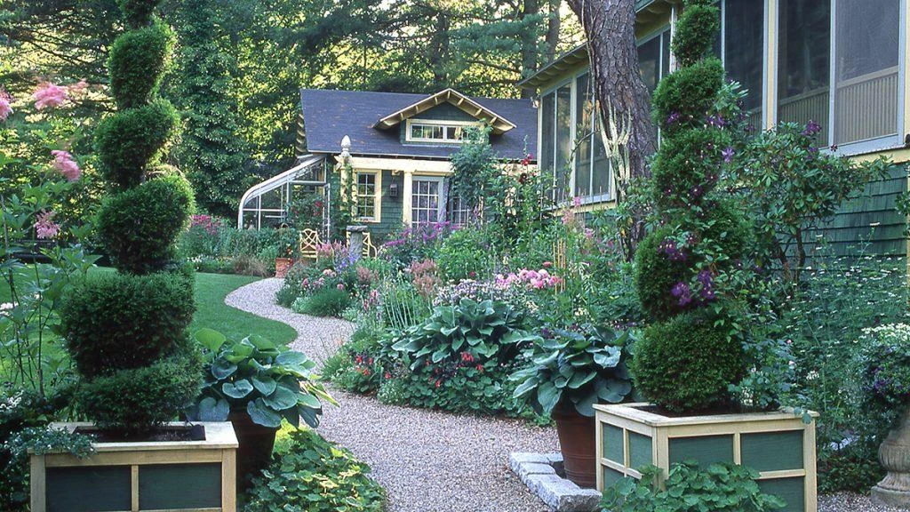 Sustainable Gardening for Cottage Homes: Native Plants & Water Saving