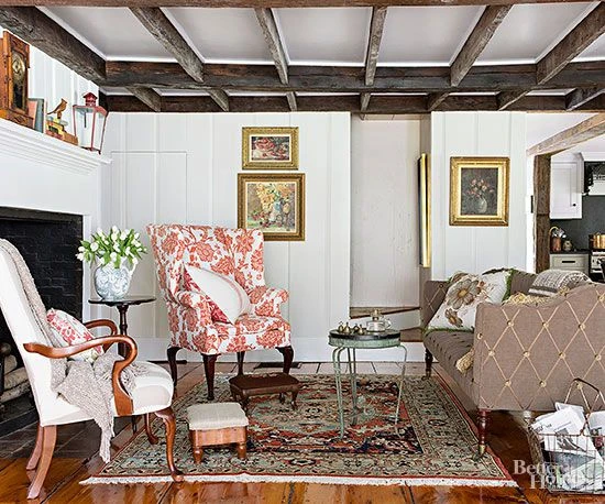 Trendy Textiles Define Warm Cottage Interiors in 2026